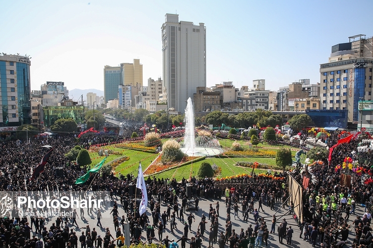 خدمات مدیریت شهری در روز شهادت امام رضا(ع) به گونه‌ای بود که خیل مشتاقان آن حضرت، لب به تحسین گشودند و از تجربه خود در مورد استفاده از خدمات شهری گفتند.