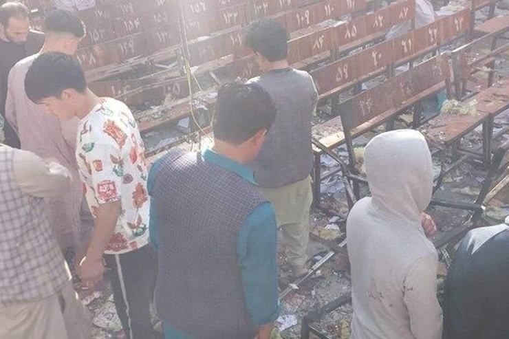 منابع خبری روز جمعه از افزایش تلفات انفجار صبح امروز غرب کابل در پایتخت افغانستان خبر دادند و اعلام کردند. براساس تازه ترین گزارش های دریافتی شمار قربانیان این حادثه به ۳۲ تن و زخمی ها نیز به ۴۰ نفر افزایش یافته است.