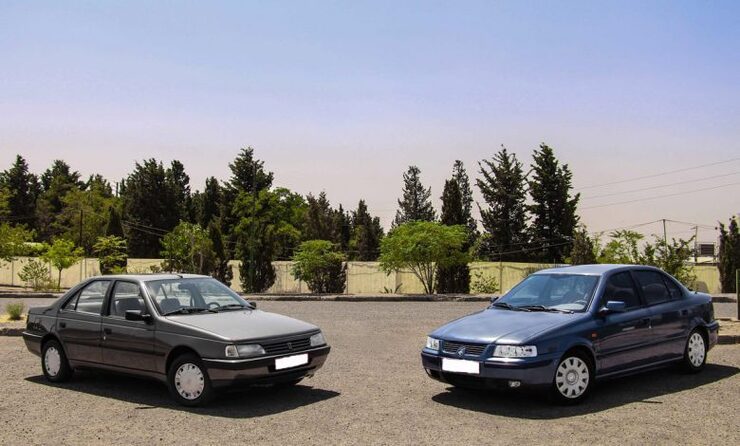مدیرعامل ایران خودرو از توقف تولید دو خودروی سمند معمولی و پژو ۴۰۵ در روز‌های آینده خبر داد.