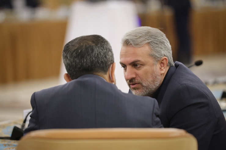 جلسه علنی مجلس شورای اسلامی دقایقی قبل به ریاست محمدباقر قالیباف رئیس مجلس شورای اسلامی آغاز شد.