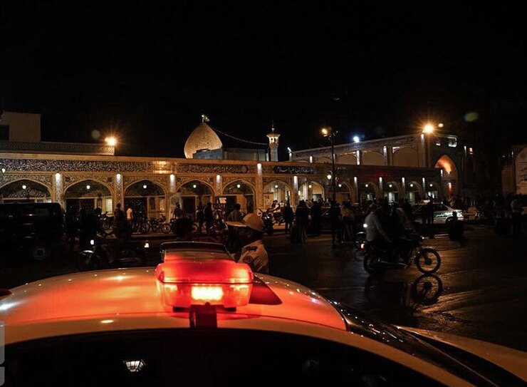 شاهد عینی که در زمان حادثه در حرم شاهچراغ حضور داشت صحبت‌های جالبی را انجام داد.
