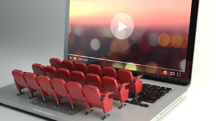 برای بررسی وضعیت اکران برخط و شرایط آن به گفتگو با محمدرضا صاحبی، کارگردان و مستندساز و محسن‌اسلام‌زاده، تهیه‌کننده و مستندساز، پرداختیم.