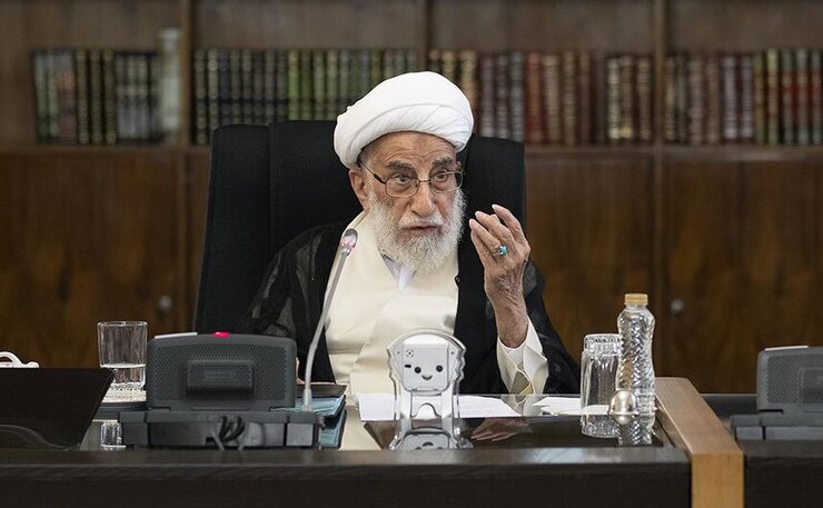 دبیر شورای نگهبان اظهار دلسوزی حاکمان آمریکا برای مردم ایران را بیش از هرچیز برملاکننده تزویر آن‌ها دانست و گفت: آن‌ها هیچگاه حاضر نشده‌اند قدمی برای جبران ظلم‌هایی که به ملت ایران رواداشته‌اند، بردارند.