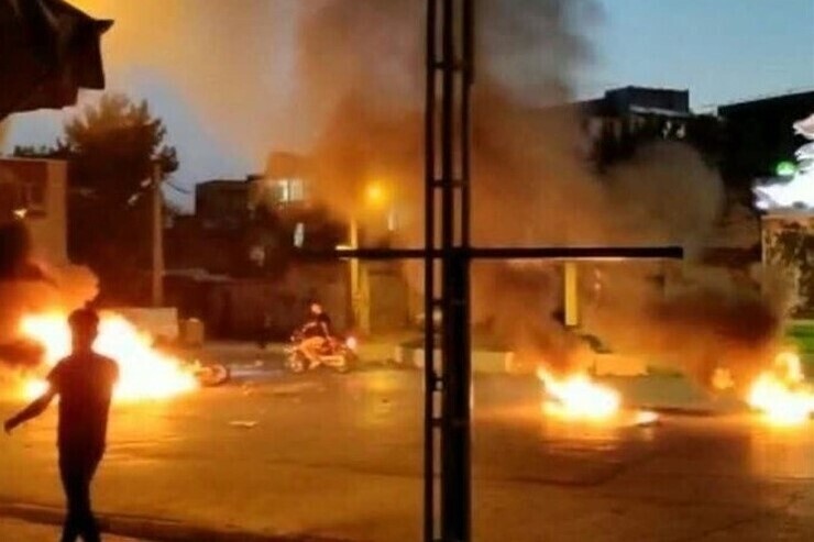 در اغتشاشات کرج چه گذشت؟| طلبه آسیب‌دیده در بیمارستان بستری شد| تشکیل پرونده قضایی برای بسیجی شهید+ جزئیات