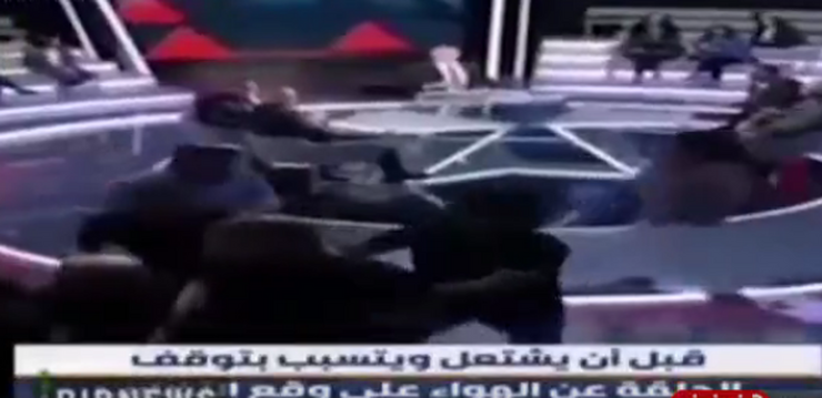 یکی از برنامه‌های زنده تلویزیونی لبنان شاهد درگیری و تیراندازی میان میهمانان و اطرافیان آن‌ها بود.