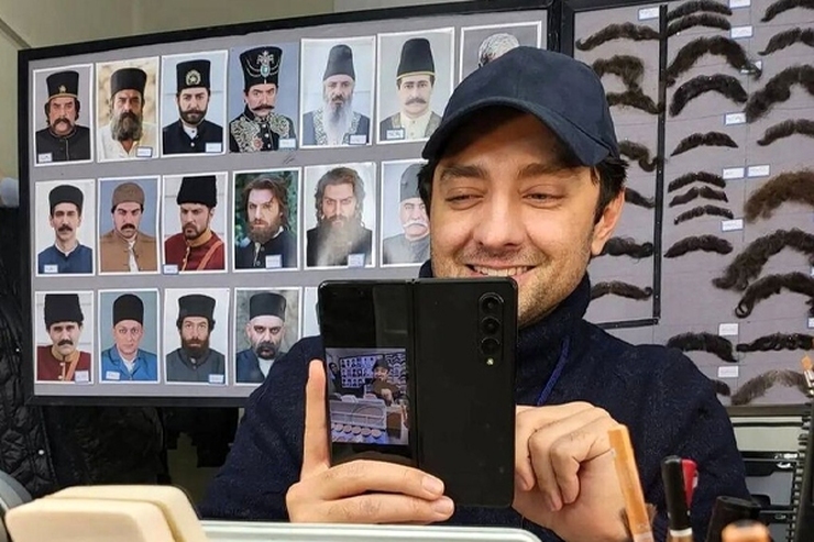 بهرام رادان با انتشار فیلمی، درباره ممنوع الخروجی خود توضیحاتی داده است.