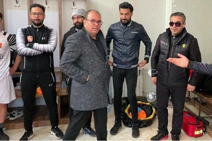 مدیرعامل باشگاه شهرخودرو از انحلال این تیم خبر داد.
