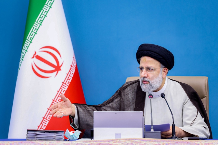 رئیس‌جمهور در دستوری ویژه به سازمان اداری و استخدامی تاکید کرد: اصلاح نظام پرداخت عادلانه به‌صورت‌جدی پیگیری شود.