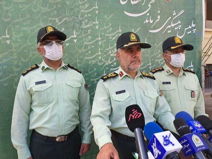 فرمانده انتظامی تهران بزرگ در مرحله ۶۰ طرح رعد از دستگیری ۶۰۴ سارق و مالخر خبر داد و گفت: ۹۰ قبضه سلاح کشف و ۱۴ باند سرقت در پایتخت منهدم شد.