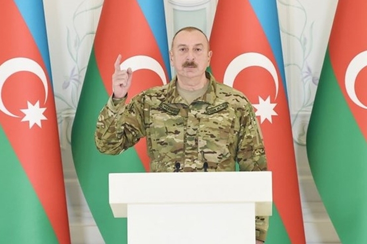 رئیس جمهوری آذربایجان در اظهاراتی به مناسبت سالگرد آزادی شهر شوشا از دست ارمنستان و با اشاره به برگزاری رزمایش اقتدار از سوی ایران، گفت که باکو هراسی از این اقدامات ندارد.