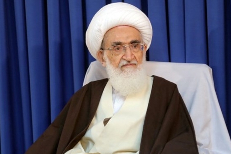 مرجع تقلید شیعیان گفت: امروز یکی از مهم‌ترین وظایف روحانیون و نخبگان متعهد پاسخگویی در مقابل شبهات و آگاه‌سازی نسل جوان و گفتن حقایق برای آحاد ملت است.