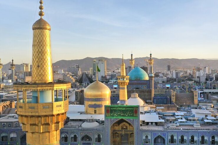 نصرالله پژمانفر، نماینده مردم مشهد در مجلس شورای اسلامی: نمی‌توان قبول کرد یک ایرانی آن‌هم به این دلیل که زمینه‌ها و زیرساخت‌های مناسب برای سفر زیارتی فراهم نیست، نتواند به مشهد مشرف شود.