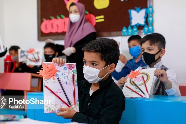 کاظمی قمی: ۵۲۰ هزار دانش آموز افغانستانی در ایران تحصیل می‌کنند