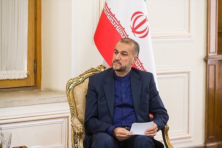 وزیر امور خارجه کشورمان امشب در دیدار با مدیران عضو اتحادیه اوآنا با اشاره به شایعه فروش پهپادهای ایرانی در جنگ اوکراین گفت: ما هیچ سلاح و پهپادی به روسیه برای بکارگیری در جنگ با اوکراین به روسیه نداده و نخواهیم داد.