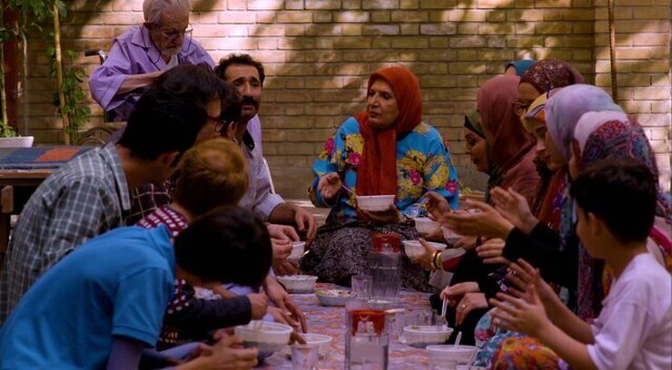 زمان پخش سریال کمدی جدید «زیر یک سقف» از شبکه نسیم مشخص شد.