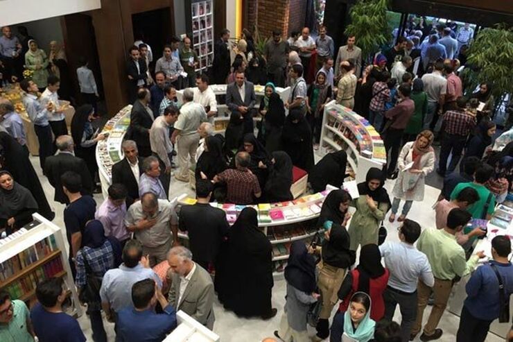 اگر دولت تسهیلاتی برای توسعه پردیس‌های کتاب قرار دهد و این پردیس‌ها در سطح شهر تعدد یابد، این موضوع بر حجم کتابخوانی نیز خیلی اثر خواهد گذاشت.