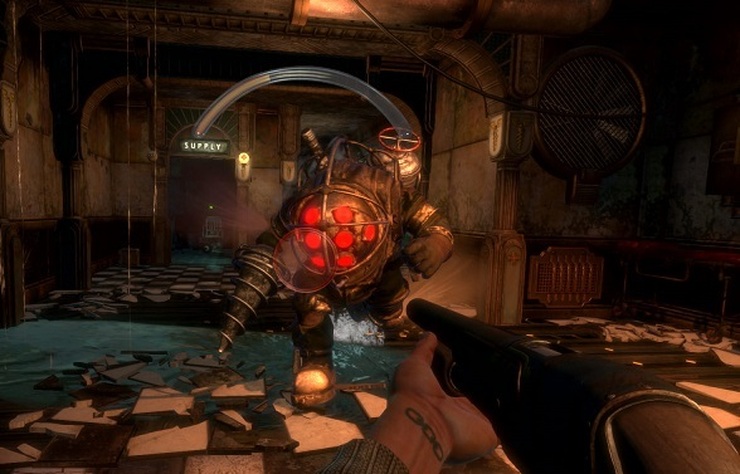 فرانسیس لارنس در حال نگارش فیلمنامه اقتباسی از بازی ویدئویی «بایوشاک - BioShock» است.