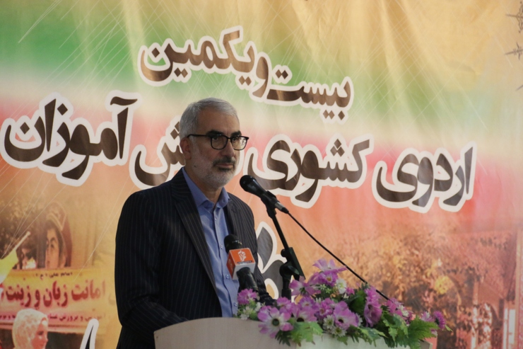 وزیر آموزش و پرورش گفت: طرح رتبه بندی معلمان در دست انجام است، اما کار به دلیل کم بودن نیرو‌های ارزیاب، کمی کند انجام می‌شود.