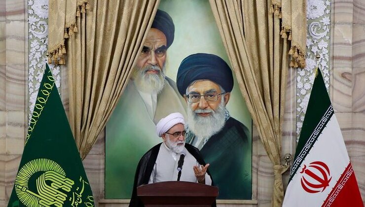 حجت‌الاسلام‌والمسلمین احمد مروی، تولیت آستان قدس رضوی با تأکید بر اینکه در فعالیت‌های اقتصادی آستان قدس حدودوثغور شرعی کاملاً و با حساسیت باید رعایت شود، تصریح کرد: در فعالیت‎های اقتصادی باید مراقب حفظ اعتبار اجتماعی آستان قدس بود و کسب درآمد از هر راهی قابل‌پذیرش نیست.