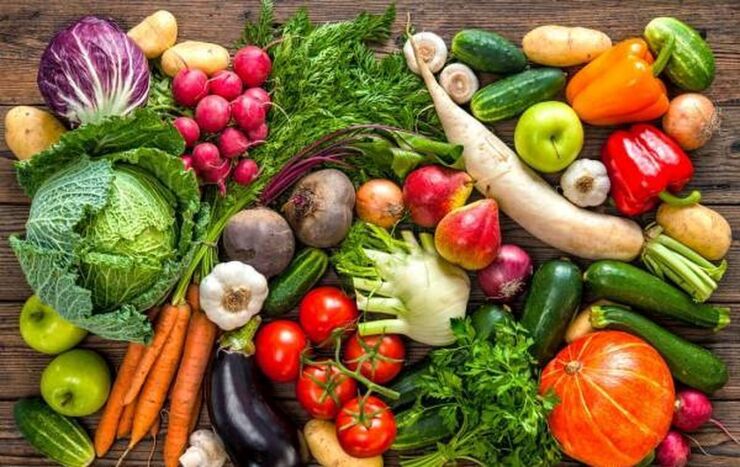 بیشتر سبزیجات به طور طبیعی چربی و کالری کمی دارند و میزان کلسترول همه آنها تقریبا صفر است.