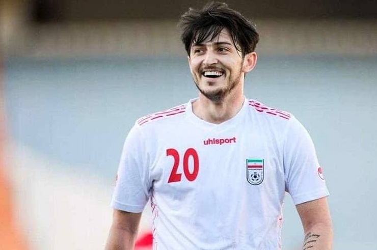 به نظر می‌رسد سردار آزمون به بازی با انگلیس نمی‌رسد.