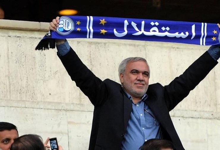 مدیرعامل استقلال برای حل مشکل مالی این باشگاه دست به دامان پولدارها شد.