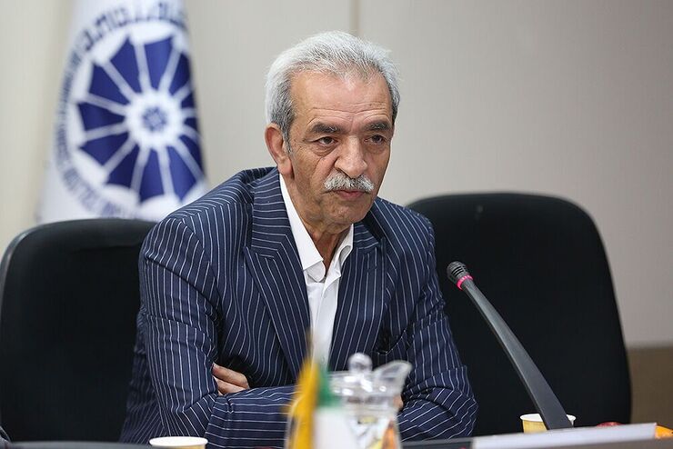 رئیس اتاق بازرگانی ایران گفت: بر اساس اعلام بانک مرکزی نرخ بیکاری جوانان ۱۵ تا ۲۴ ساله در سال ۹۸ معادل ۲۶.۱ درصد و نرخ بیکاری جوانان ۱۸ تا ۳۵ ساله معادل ۱۸ درصد بوده است.