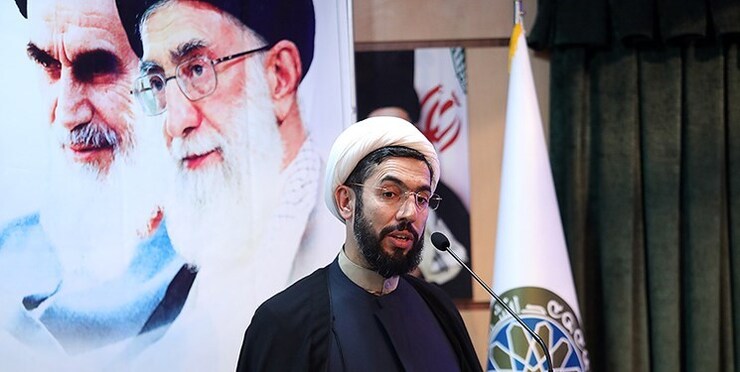 رئیس نهاد نمایندگی مقام معظم رهبری در دانشگاه‌ها بر ضرورت ایجاد فضای گفتگو و پرهیز از فضای هیجانی تاکید کرد.