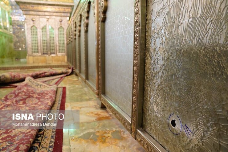 لشکر فاطمیون ضمن محکومیت حادثه تروریستی در حرم شاهچراغ اعلام کردند تروریسم داعش و اربابان آن برای ریختن خون بی‌گناهان تلاش دارند.