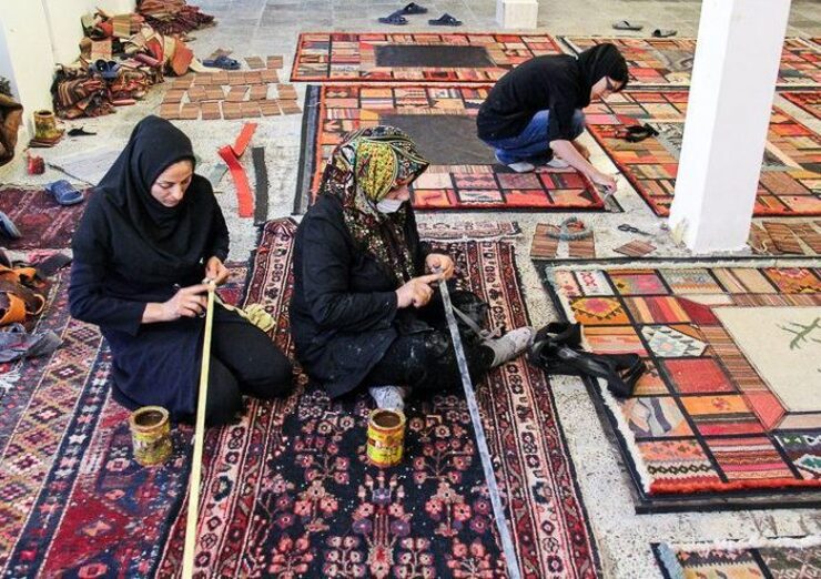 آمار مرکز پژوهش‌های بتا نشان می‌دهد فیلترشدن اینستاگرام، ضربه‌ای بزرگ به میلیون‌ها کسب‌وکار وارد کرده است که بخش اعظم آنان (بیش از ۶۴ درصد) را زنان تشکیل می‌دهند.