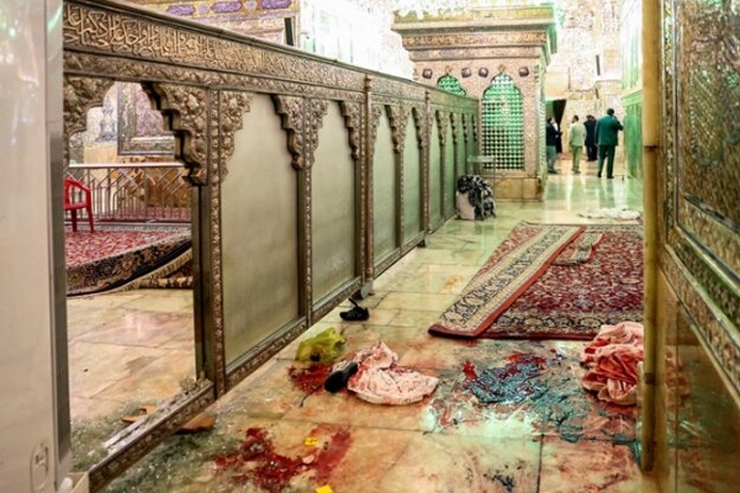 فرمانده انتظامی استان فارس، مجروحان و شاهدان عینی این حادثه تلخ تروریستی، جزئیات جدیدی از این عملیات تروریستی توسط عضو داعش بیان می‌کنند.