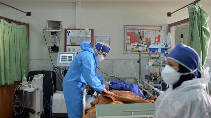بنا بر اعلام دفتر بهبود تغذیه جامعه وزارت بهداشت، درمان و آموزش پزشکی بهترین راه پیشگیری از آنفلوانزا شسستن مرتب دست ها، پوشیدن لباس گرم و استفاده از ماسک در اماکن عمومی است.