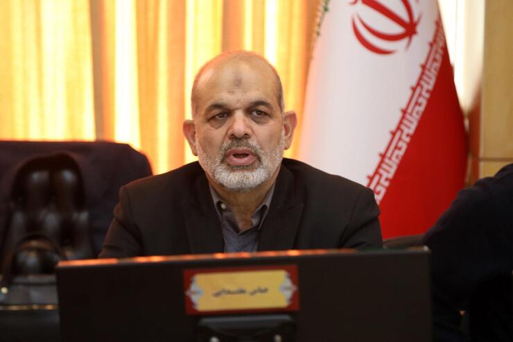 وزیر کشور گفت: دشمن درمانده از همه طراحی‌های شوم قبلی، امروز با جنگ ترکیبی و عملیات روانی به میدان آمده، البته بسیاری ناآگاهانه در این مسیر طراحی شده قرار گرفته‌اند که پس از شنیدن حقایق و نیات دشمن، اظهار پشیمانی کرده‌اند.