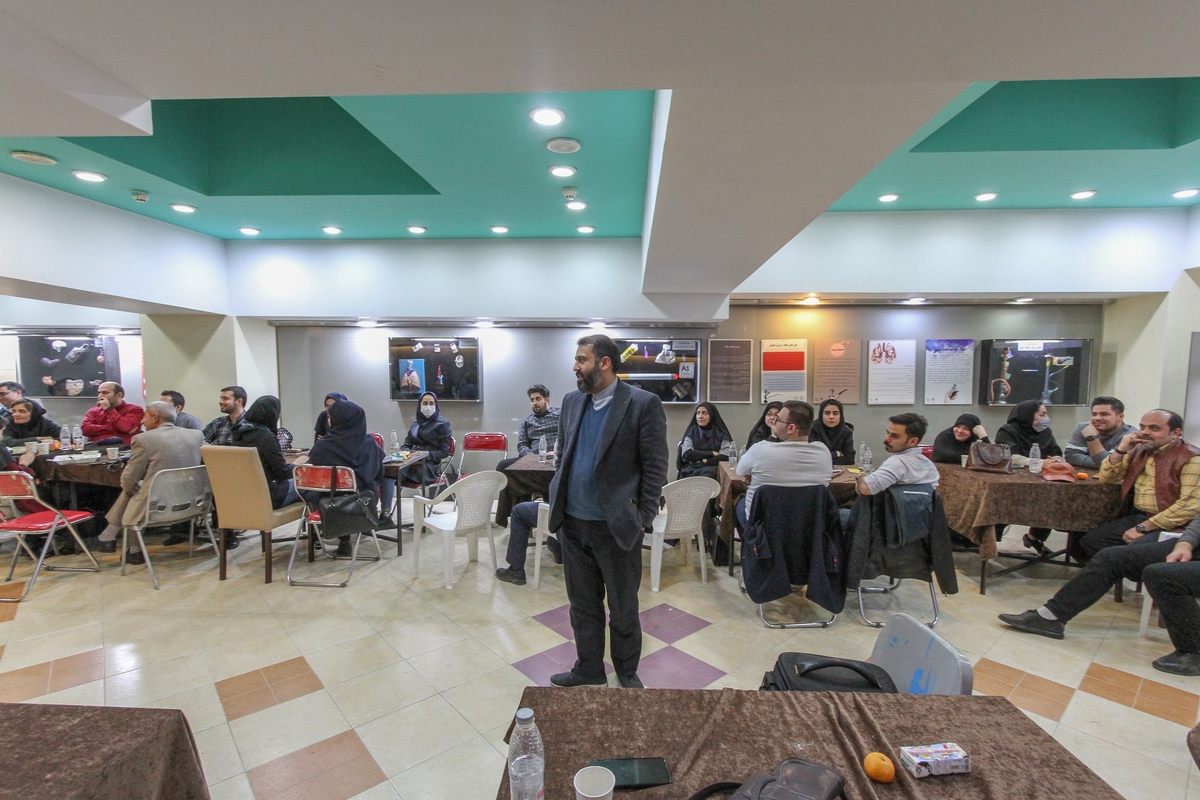 مدیرعامل سازمان بازافرینی فضا‌های شهری شهرداری مشهد گفت: کارگاه آموزشی تسهیل‌گری اجتماعی و رهیافت‌های مشارکتی، به‌مدت ۱۶ ساعت با تدریس استاد محمد کاظم متولی، در فرهنگسرای کودک و آینده مشهد برگزار شد.
