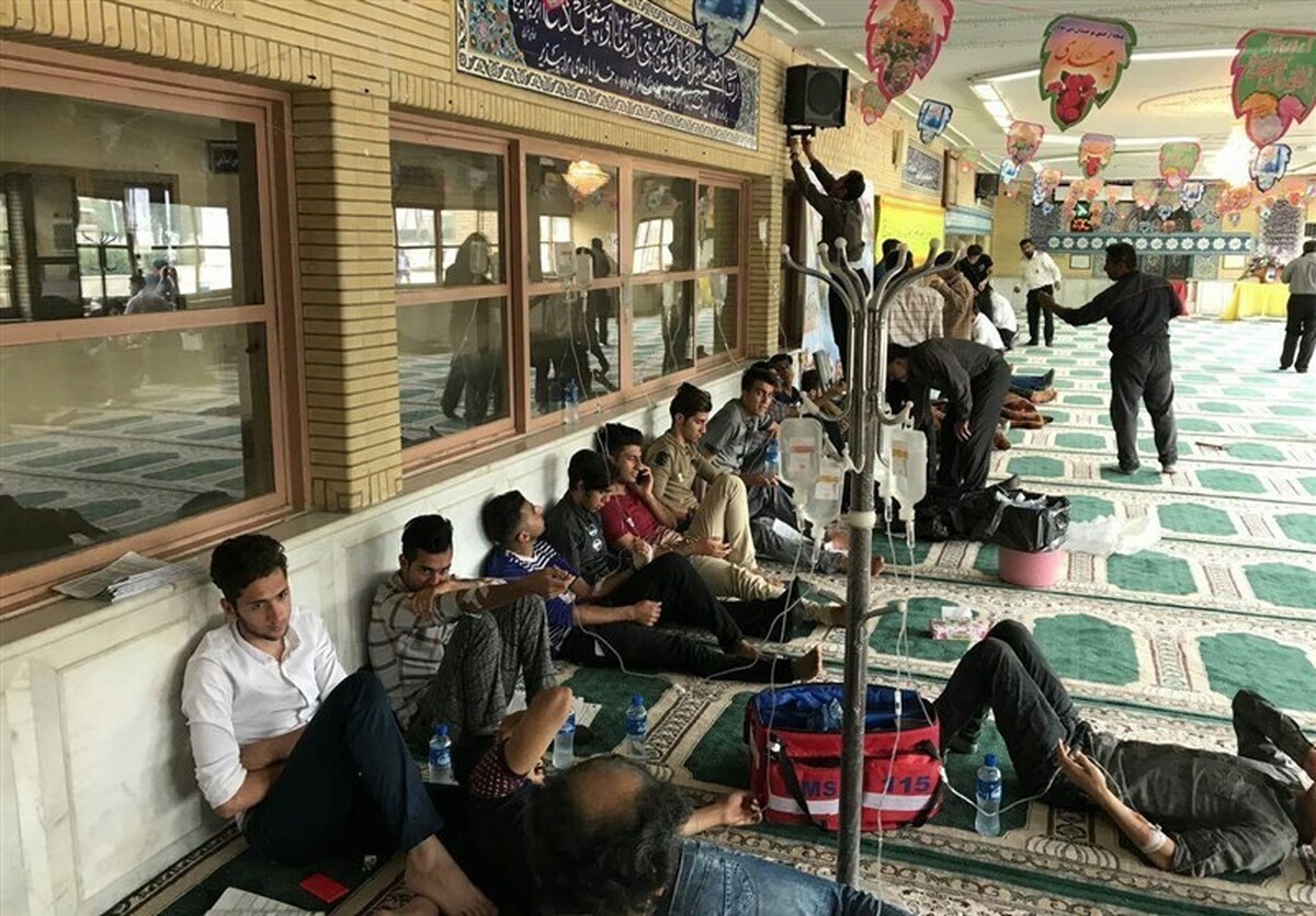 طی روزهای گذشته اخبار مسمومیت پی در پی دانشجویان در سه دانشگاه کشور نگرانی‌هایی را درباره کیفیت غذای دانشگاه‌ها ایجاد کرده است.