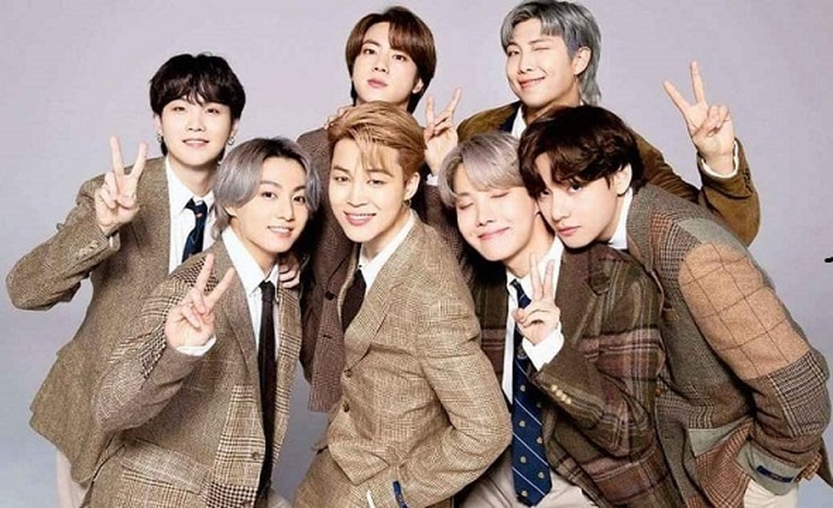 بیگ‌هیت، مدیر گروه BTS با انتشار یادداشتی از طرفداران کره‌جنوبی خواست تا با همراهی از جین به دلیل رفتن به سربازی، از مراجعه به سایت خودداری کنند.