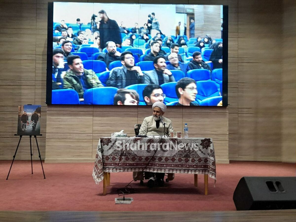 رئیس سابق سازمان اطلاعات سپاه در پاسخ به سئوالی مبنی بر مماشات نظام با اغتشاشگران تاکید کرد: نظام در برابر اغتشاشگران مماشات نکرد، بلکه صبر راهبردی داشت.