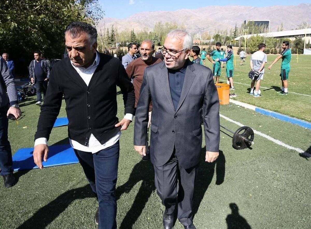 طبق وعده‌ای که علی فتح‌الله زاده بعد از اعتصاب بازیکنان استقلال داده، فردا باید ۴۰ درصد از حقوق بازیکنان را پرداخت کند تا اعتصاب جدیدی شکل نگیرد.