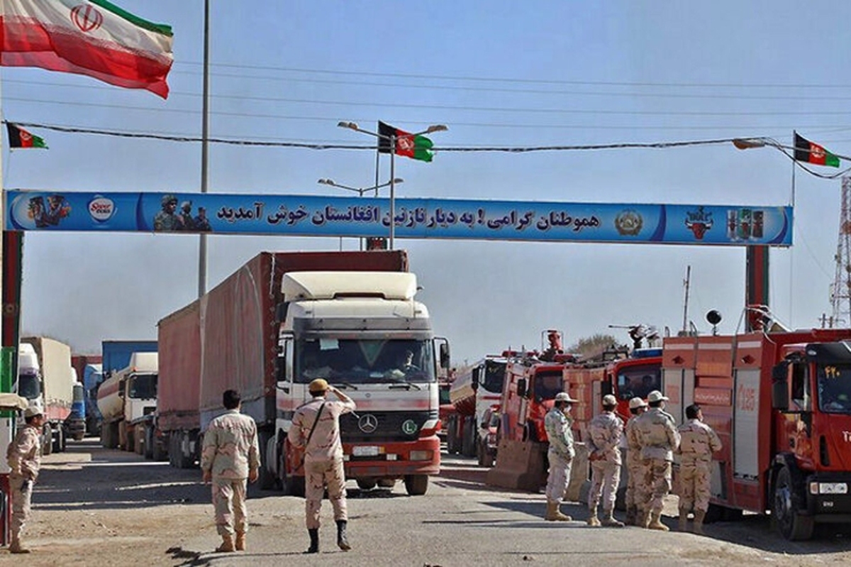 سخنگوی وزارت صنعت و تجارت طالبان گفت در ۶ ماه اول سال جاری بیش از ۳۵۰ میلیون دلار داد و ستد تجاری میان افغانستان و ایران صورت گرفته‌است.