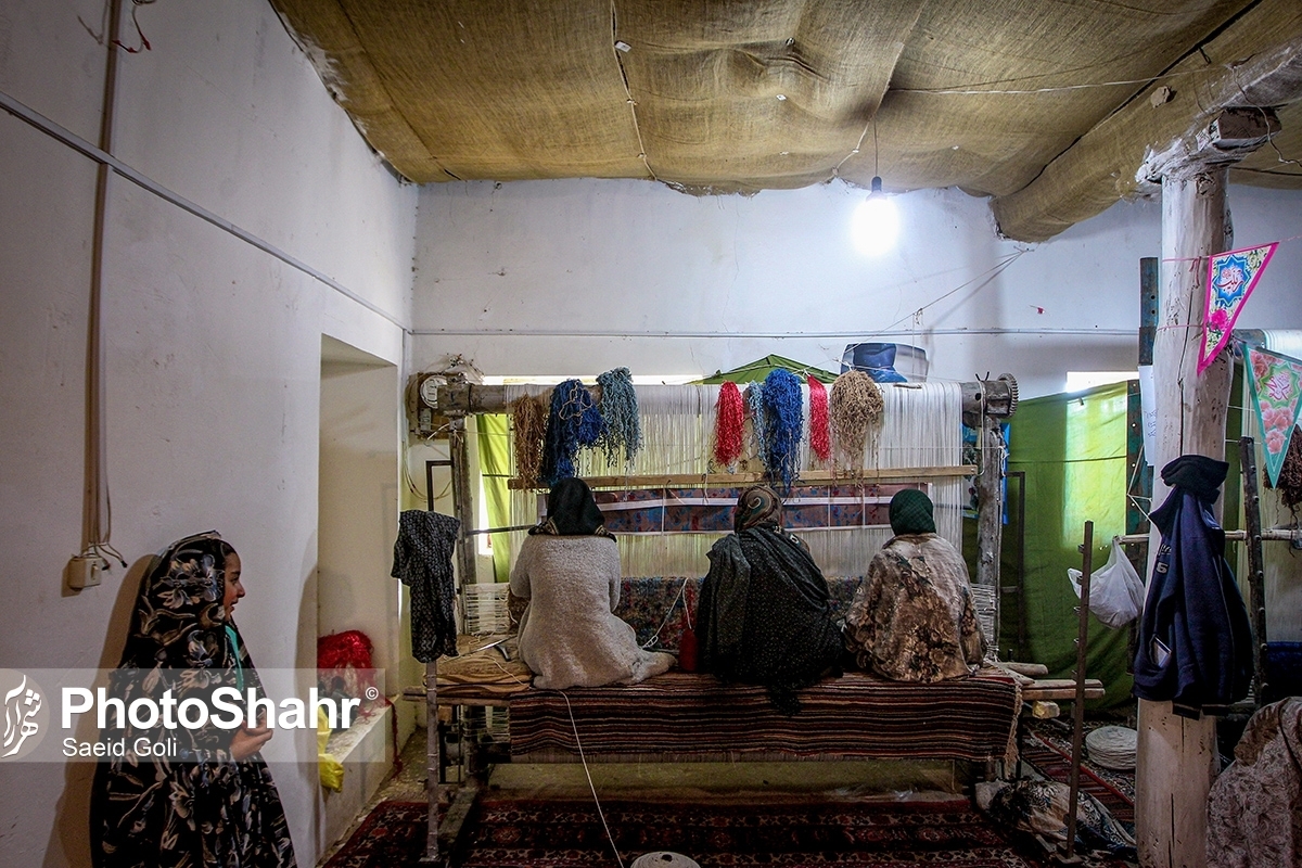 مدیرکل بهزیستی خراسان رضوی با بیان اینکه از ابتدای سال ۵هزار زن سرپرست خانوار به جمعیت زنان تحت پوشش بهزیستی خراسان رضوی اضافه شده است، گفت: در حال حاضر هیچ زن سرپرست خانوار واجد شرایطی پشت نوبت برقراری مستمری نداریم. تمام زنان سرپرست خانوار تحت پوشش بهزیستی خراسان رضوی مستمری‌بگیر می‌باشند.