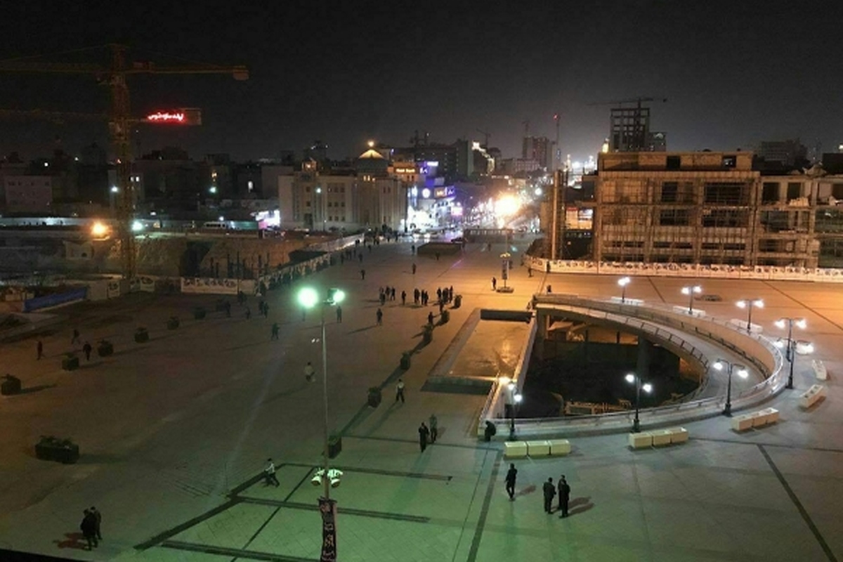بخار آب داغ باعث تصور آتش سوزی در این بانک شده بود.