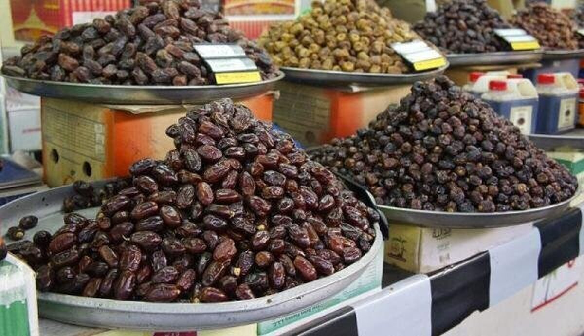 رئیس انجمن ملی خرمای ایران گفت که از ابتدای سال قیمت خرما تغییری نکرده است.