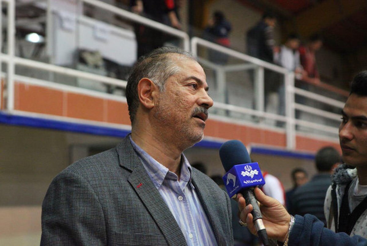 سرمربی شهرداری گرگان گفت: باید از بازیکنان ملی خود حفاظت کنیم. با یک برخورد کوچک و شکستن دماغ و دست یک بازیکن باعث می‌شود تیم ملی یکی از بازیکنان خود را از دست دهد. کمیته داوران باید روی این مسائل کمی بیشتر تجدید نظر کنند.