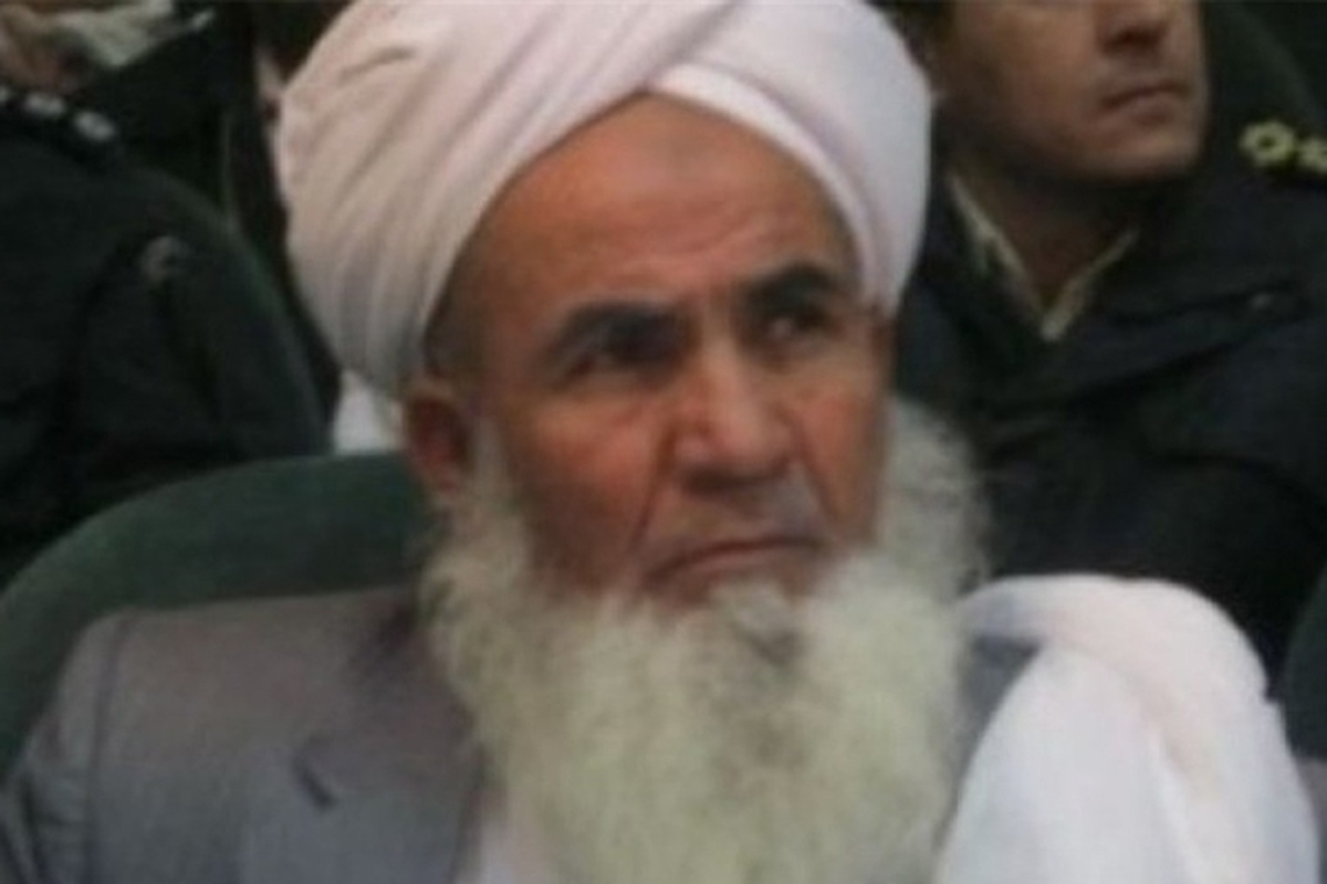 سربازان گمنام امام زمان (عج) عاملان شهادت مولوی عبدالواحد ریگی ‌امام جمعه اهل‌سنت مسجد امام حسین(ع) را بازداشت کردند.