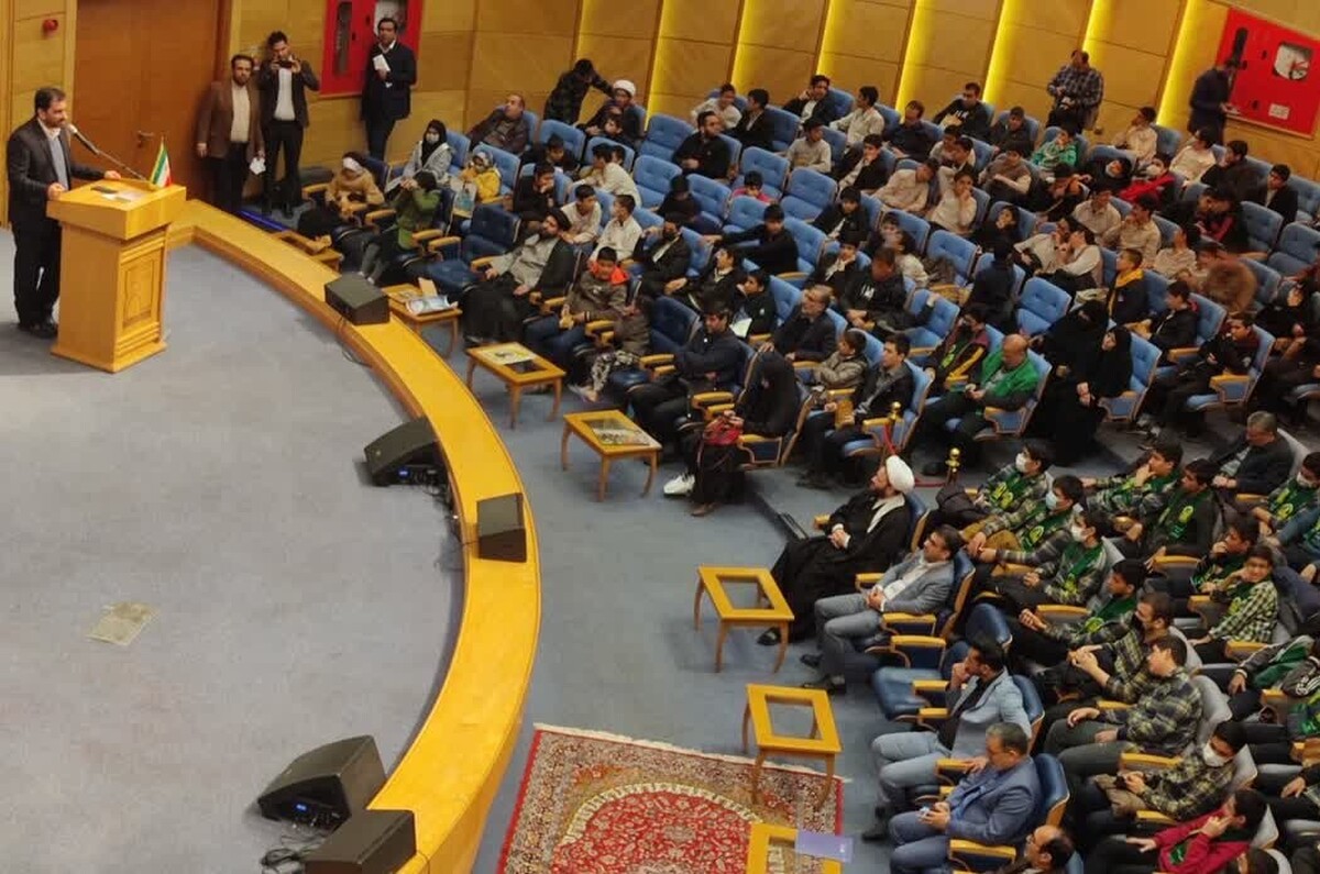 شهردار مشهد گفت: واقعه ۲۳ آذر ۱۳۵۷ مشهد و حمله دژخیمان پهلوی به بخش اطفال بیمارستان امام رضا‌(ع) یکی از ریشه‌های مستحکم انقلاب اسلامی ایران بود.
