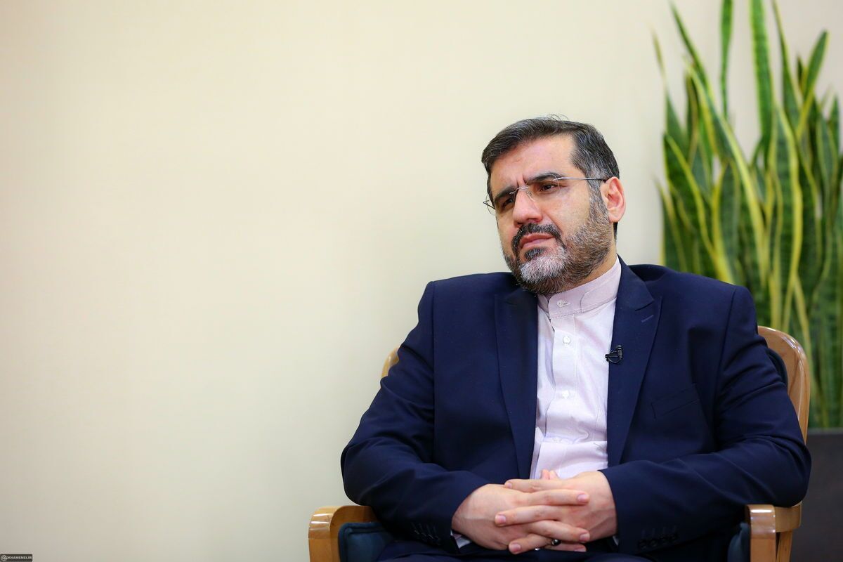 وزیر فرهنگ و ارشاد اسلامی، گفت: هنرمندان باید بدانند که ما هم به اعتراض و انتقاد، اعتقاد داریم. هدف ما فراهم آوردن بستری است که مستندسازان بتوانند با ارائه آثار، حرف‌های خود را به گوش مردم، مسئولان و دنیا برسانند.