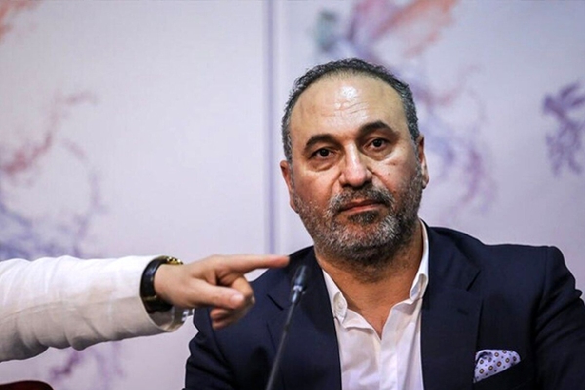 عوامل گروه سریال سقوط در نامه‌ای سرگشاده از حمید فرخ‌نژاد بابت تصمیم فردی و به مخاطره انداختن سریال از او گلایه کردند.