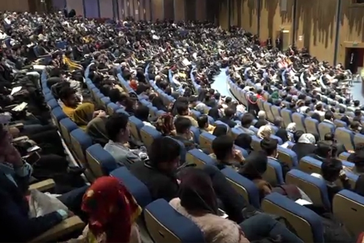 هفتمین همایش آموزشی زوجین، با حضور ۶ هزار جوان مشهدی در باشگاه اجتماعی همسران با هم در راستای تحکیم بنیان خانواده در کیفیت بخشی به زندگی مشترک زوجین جوان مشهدی برگزار شد.