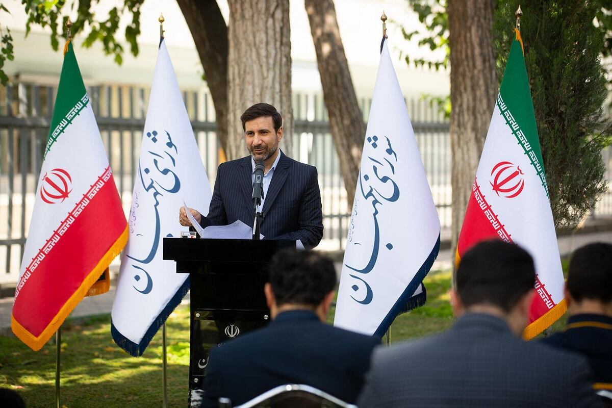 سخنگوی شورای نگهبان ضمن تشریح آخرین وضعیت طرح شفافیت قوای سه‌گانه، درخصوص اینکه آیا لایحه یا طرحی درباره تجمعات به شورا رسیده است؟، گفت: طرح و لایحه‌ای در این باره دریافت نکرده‌ایم.