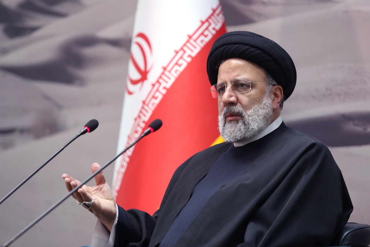 رئیسی: دولتمردان در مقابله با سودجویی‌ها تمام‌قد در میدان باشند| روشنگری بهنگام، فرصت دروغ‌پردازی را از دشمن می‌گیرد
